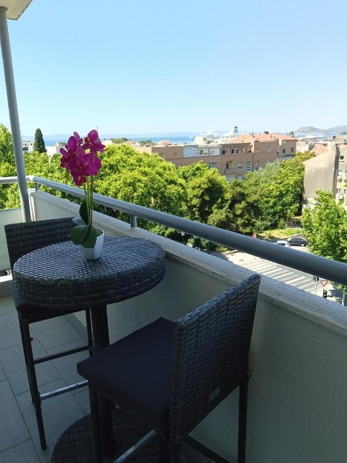 Downtown Luxury Apartment Emili Split Buitenkant foto